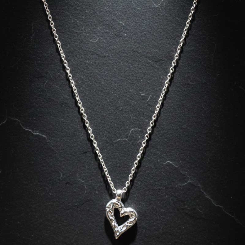 Sculpted Heart Silver Necklace - Image 2